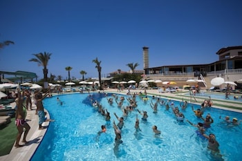 Aydinbey Famous Resort in ANTALYA