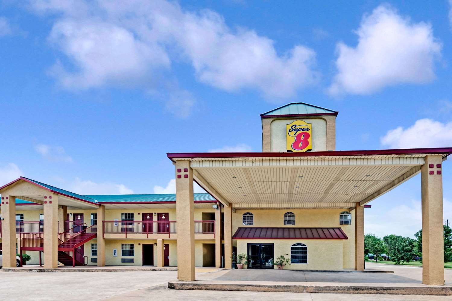 Super 8 by Wyndham Dallas South 2/15
