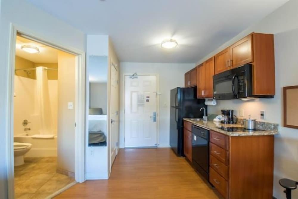 Western Slope Suites 12/59