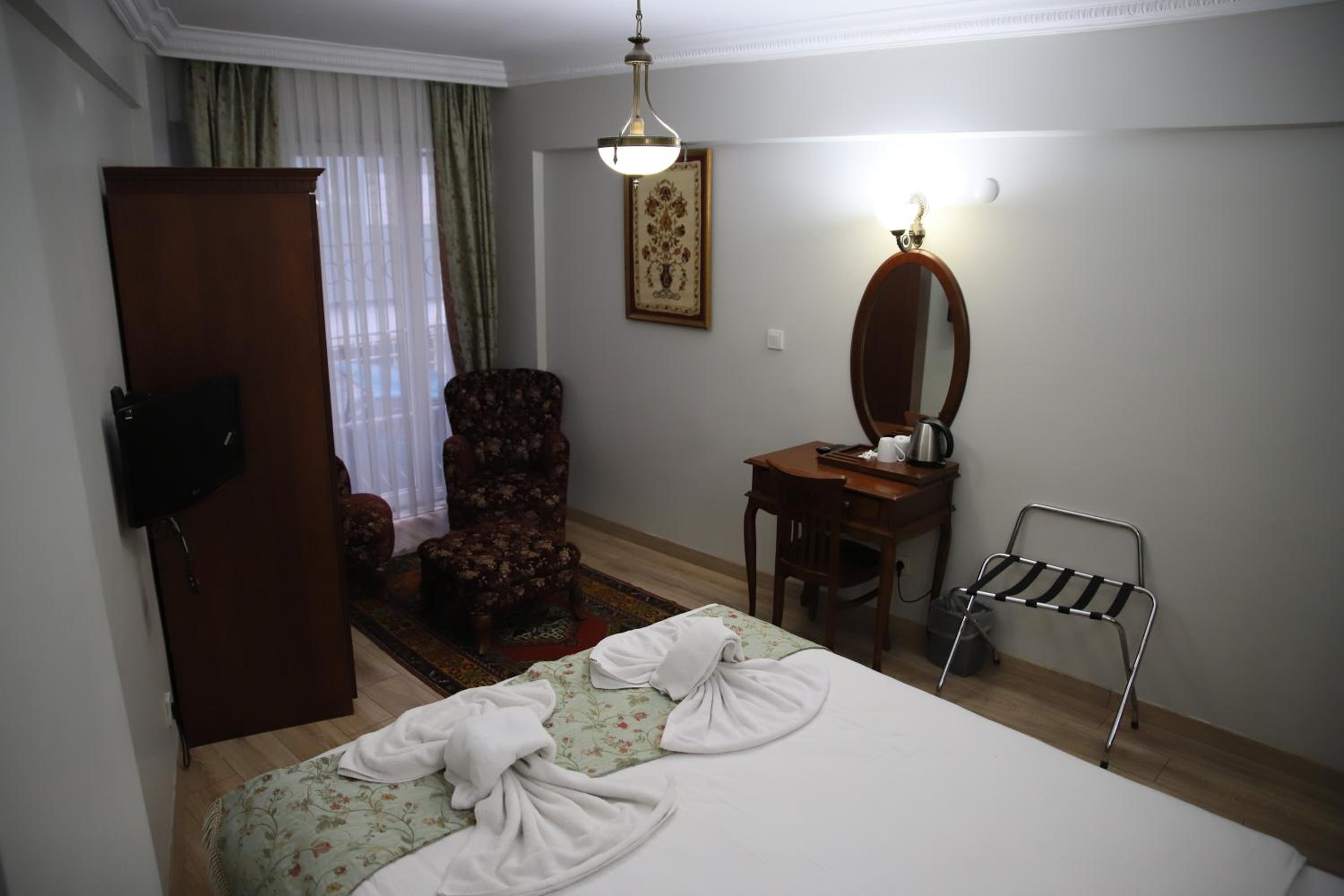 غرفة اقتصادية بسرير مزدوج، Basileus Hotel 4/9