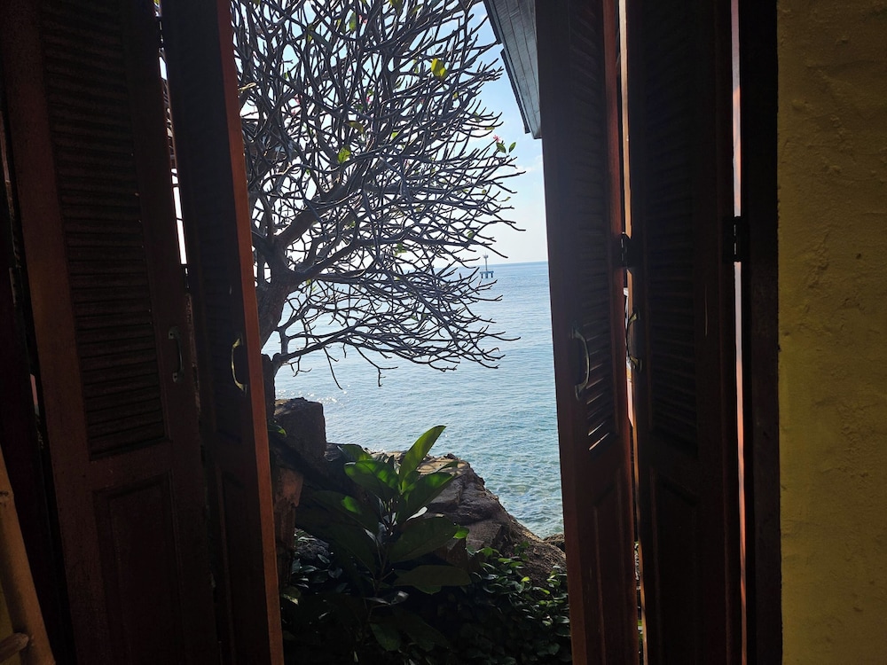 Rin Beach Resort 66/70