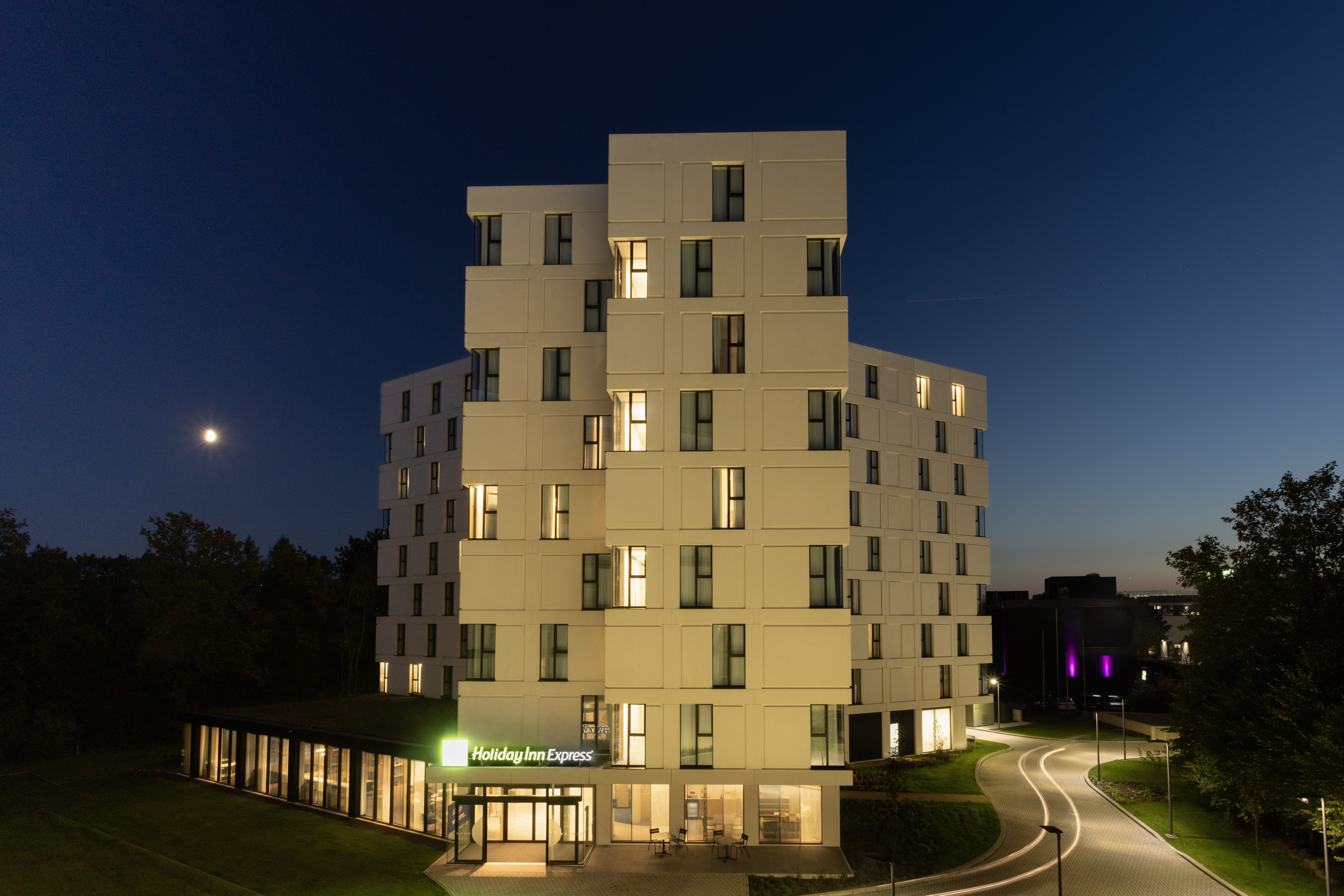 Holiday Inn Express Brussels Airport by IHG 2/43
