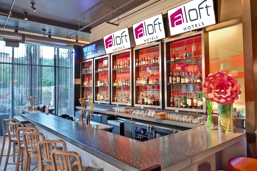 Aloft Phoenix Airport 8/62