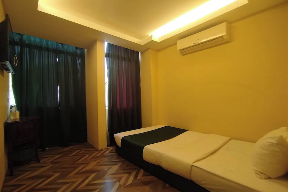 Fast Hotel Setapak Near Tunku Abdul Rahman UMT KL 12/41