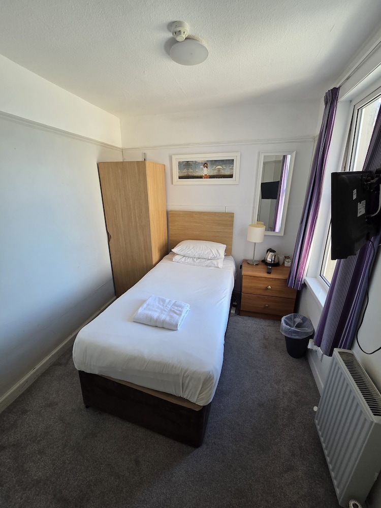 ROOM, SINGLE, SINGLE BED