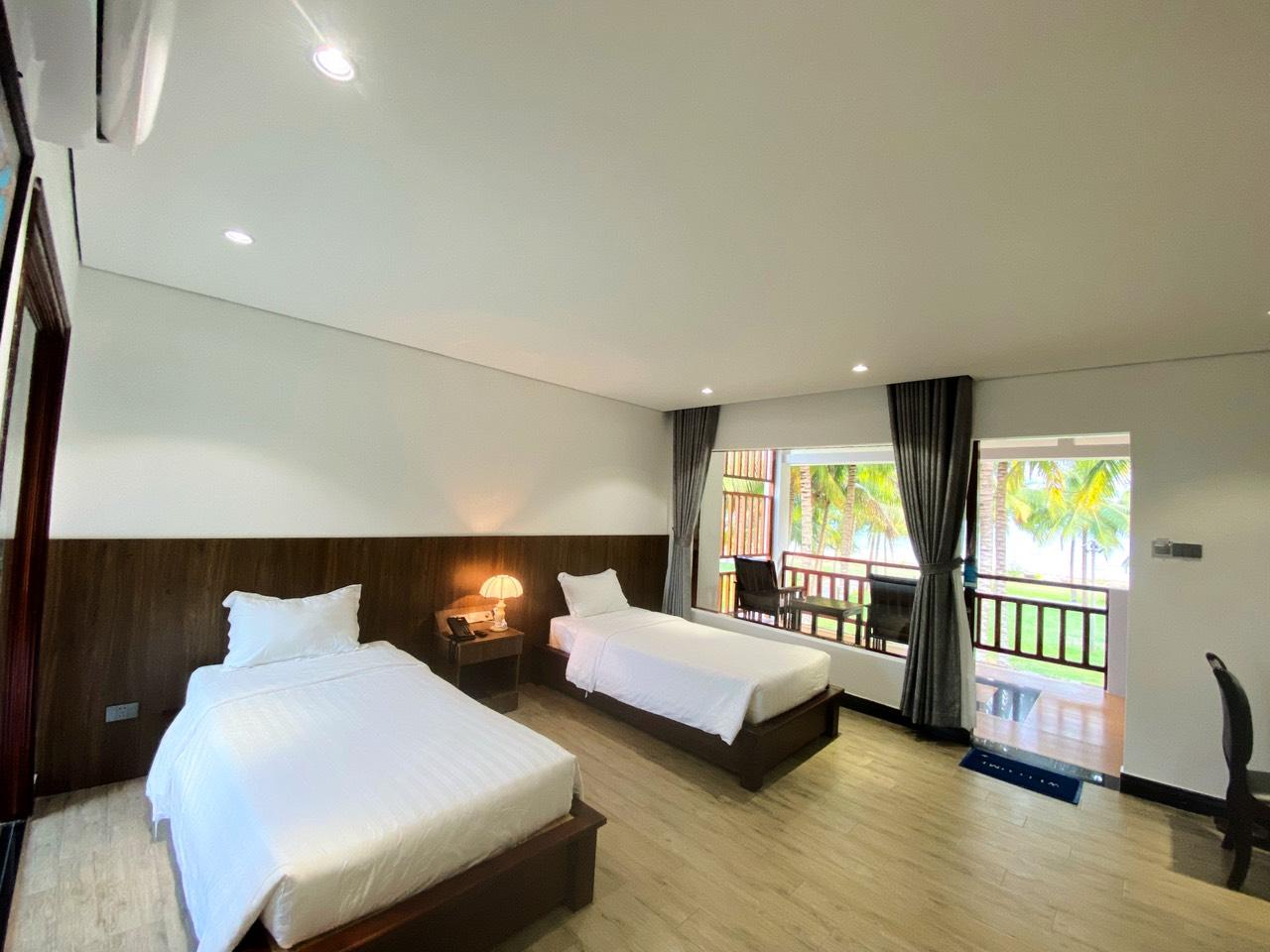 Suite, Garden View