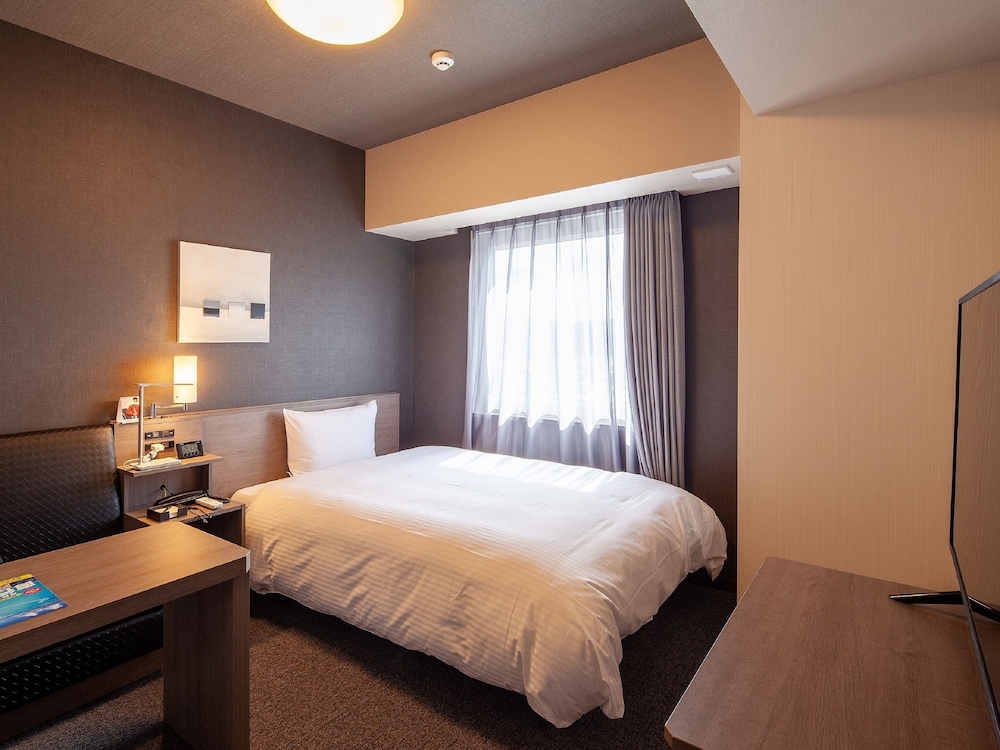 Hotel Route Inn Miyoshi Ekimae 16/28