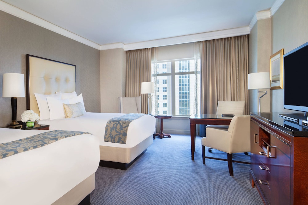 The Ritz-Carlton, Dallas 31/48
