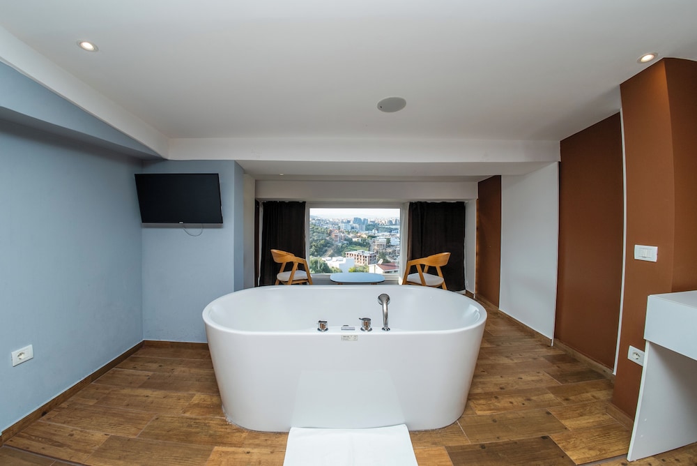 Olivar Hotel Tirana 33/60