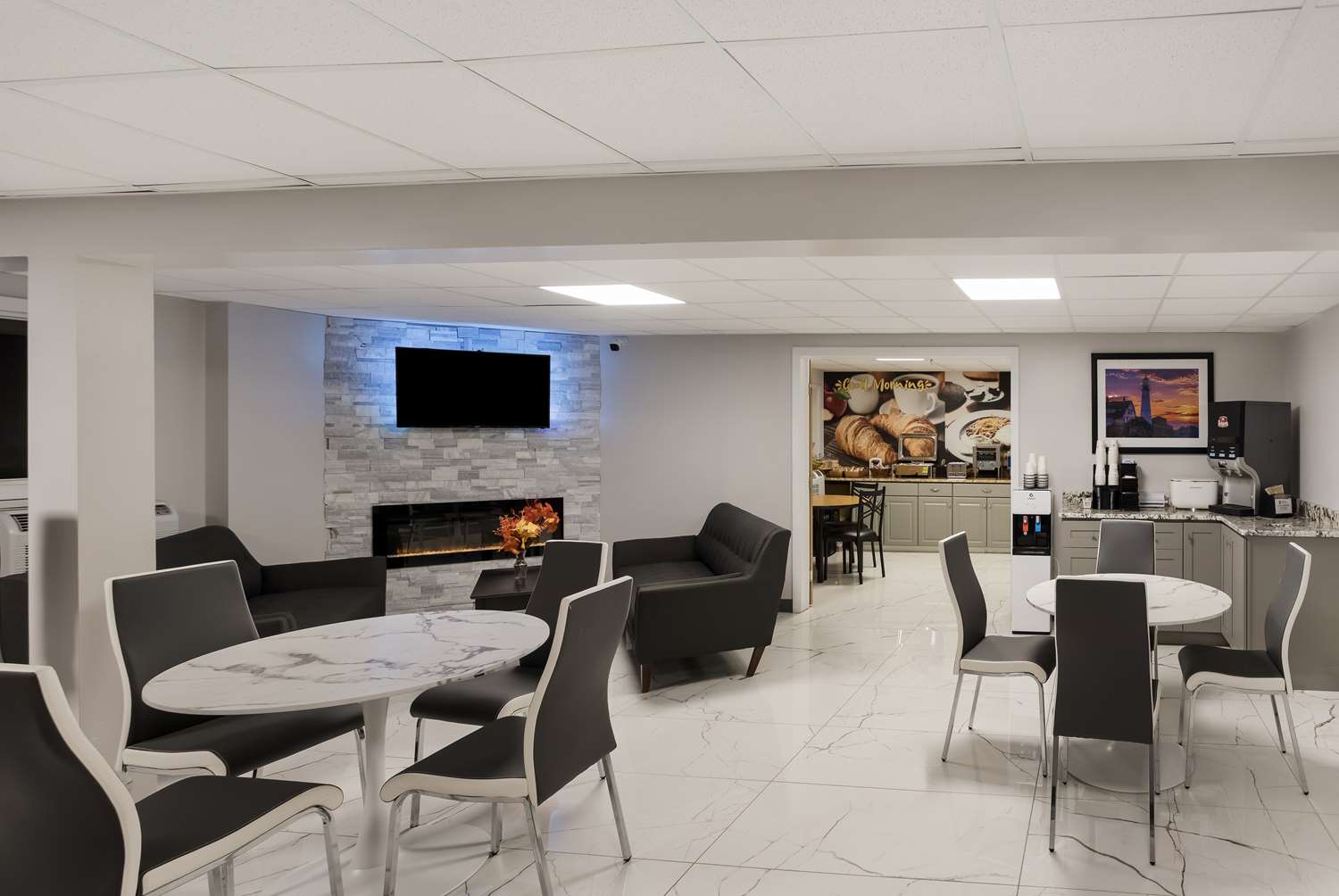 The SureStay Hotel by Best Western Presque Isle 40/42