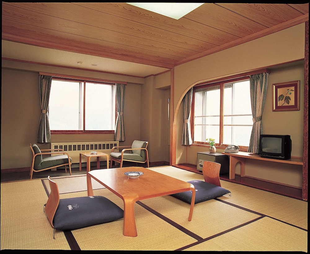 Shiga Park Hotel 38/63