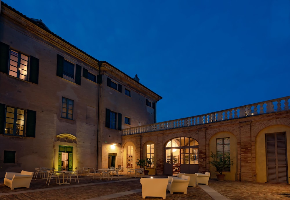 CASTELLO DI MONTERADO 3/50