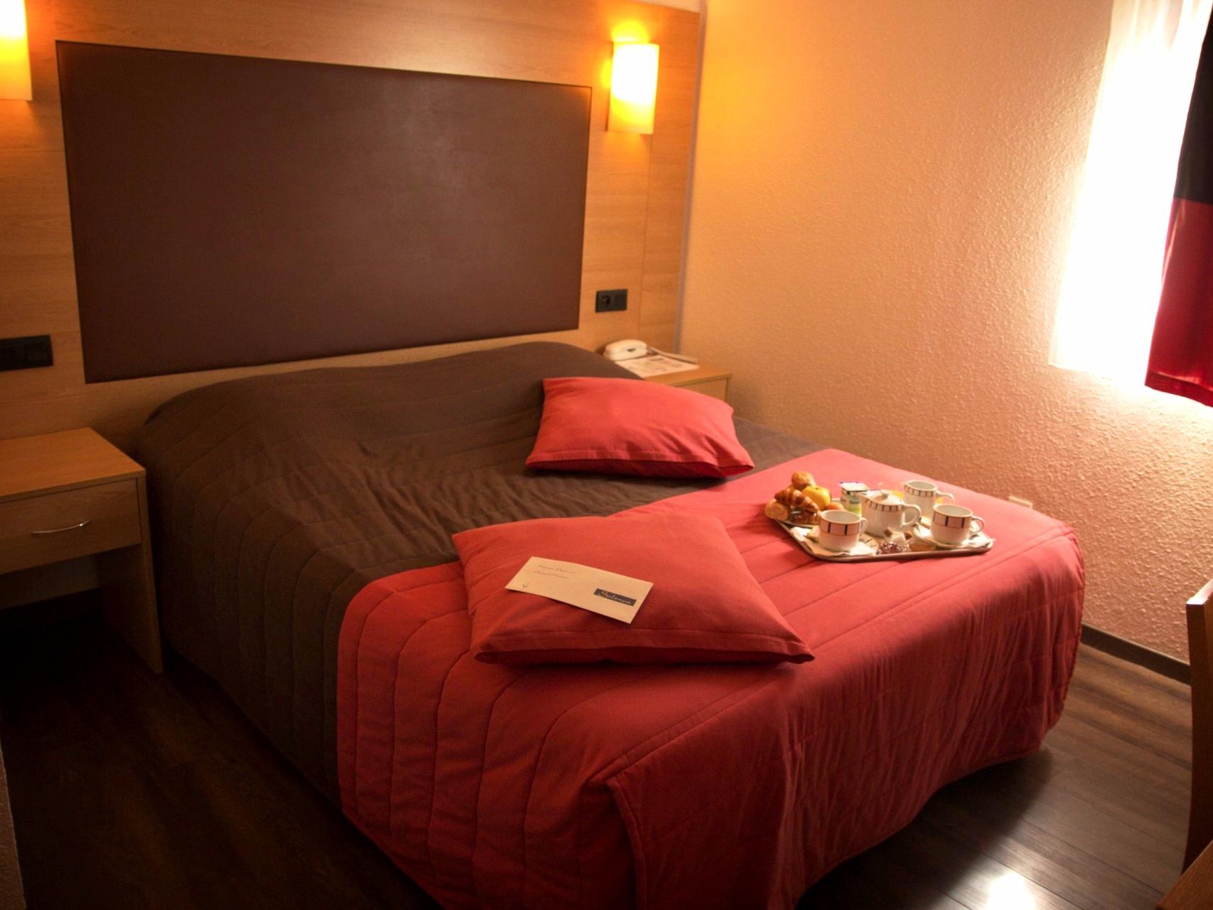 Standard, Double Bed