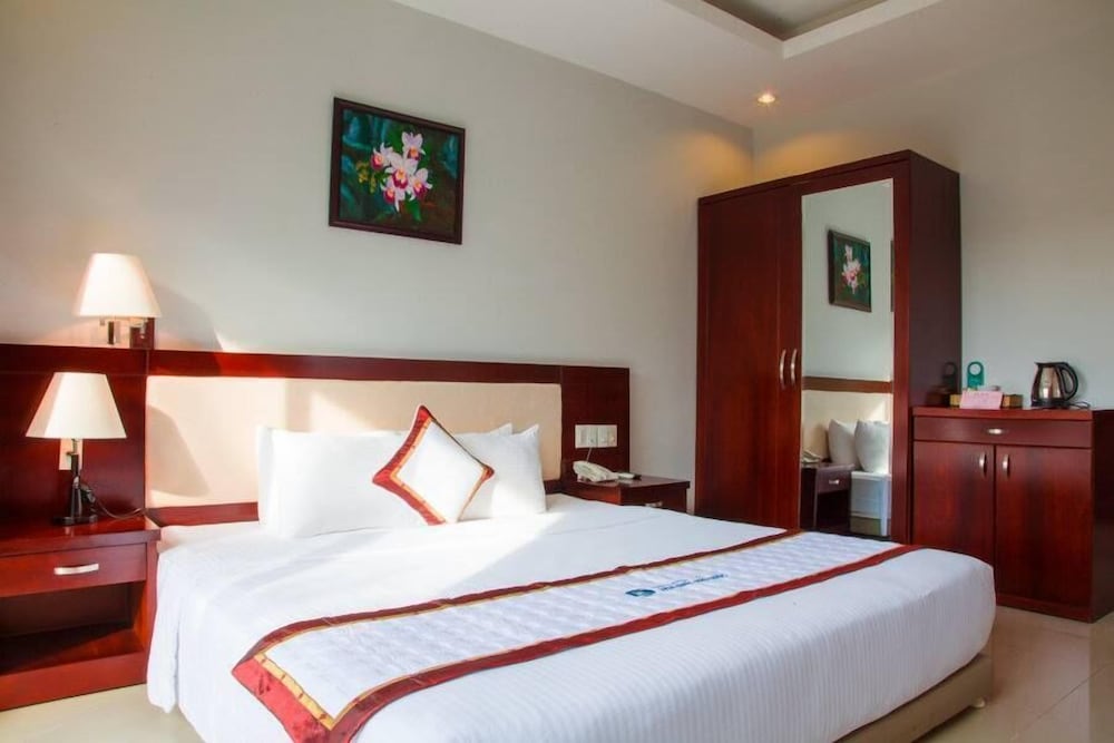 Hoa Binh Phu Quoc Hotel 10/37