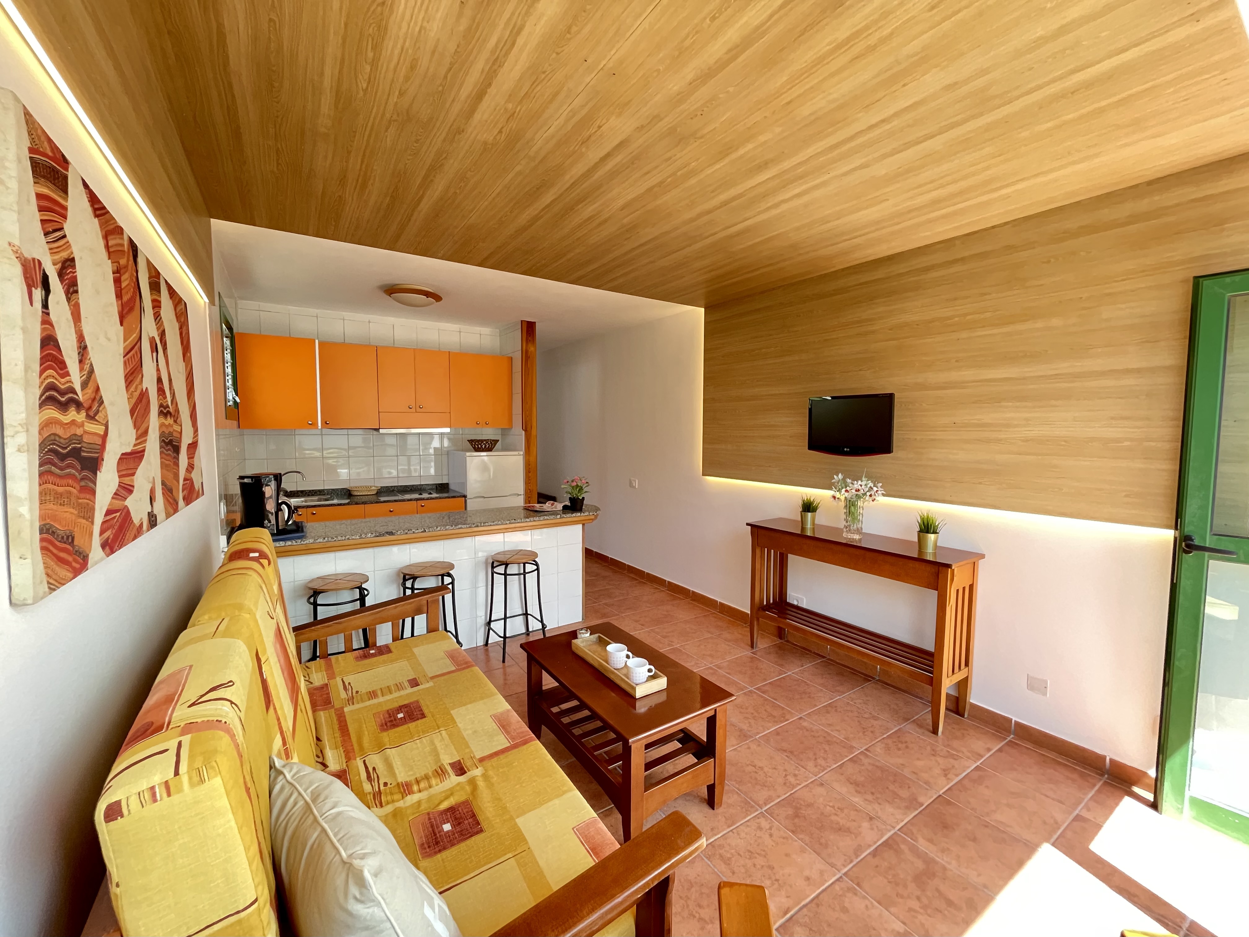 Leticia Del Mar - Adults Only 15/20