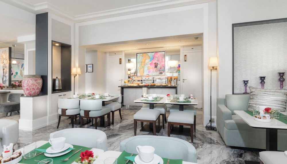 Hotel Du Bois Champs-Elysees 38/50