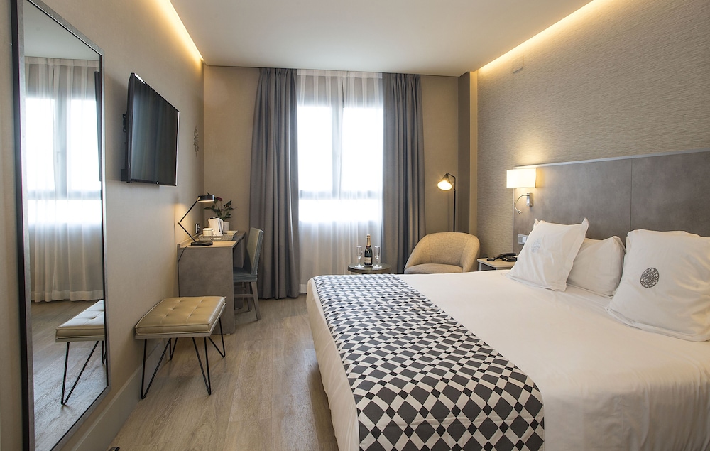 PREMIUM, DOUBLE BED