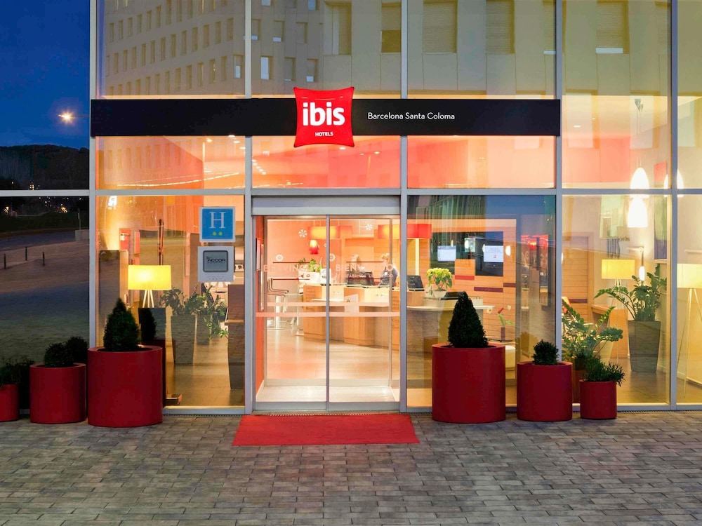 Ibis Barcelona Santa Coloma 38/43
