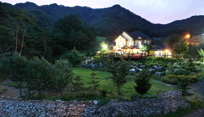 Hongcheon Yongso Valley Pension & Camping 10/11