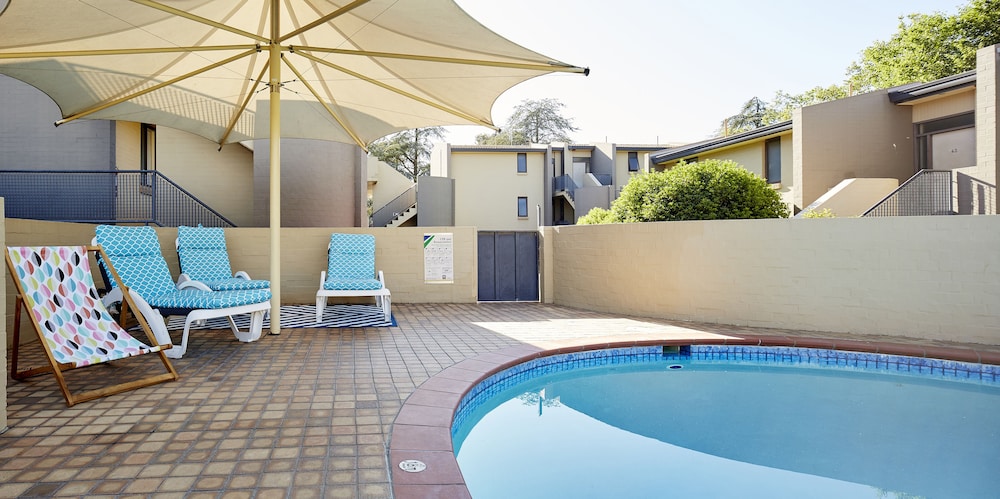 MANUKA PARK SERVICED APARTMENTS 3/58
