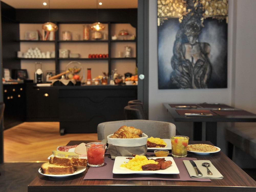 Mercure Paris Saint Cloud Hippodrome 54/69