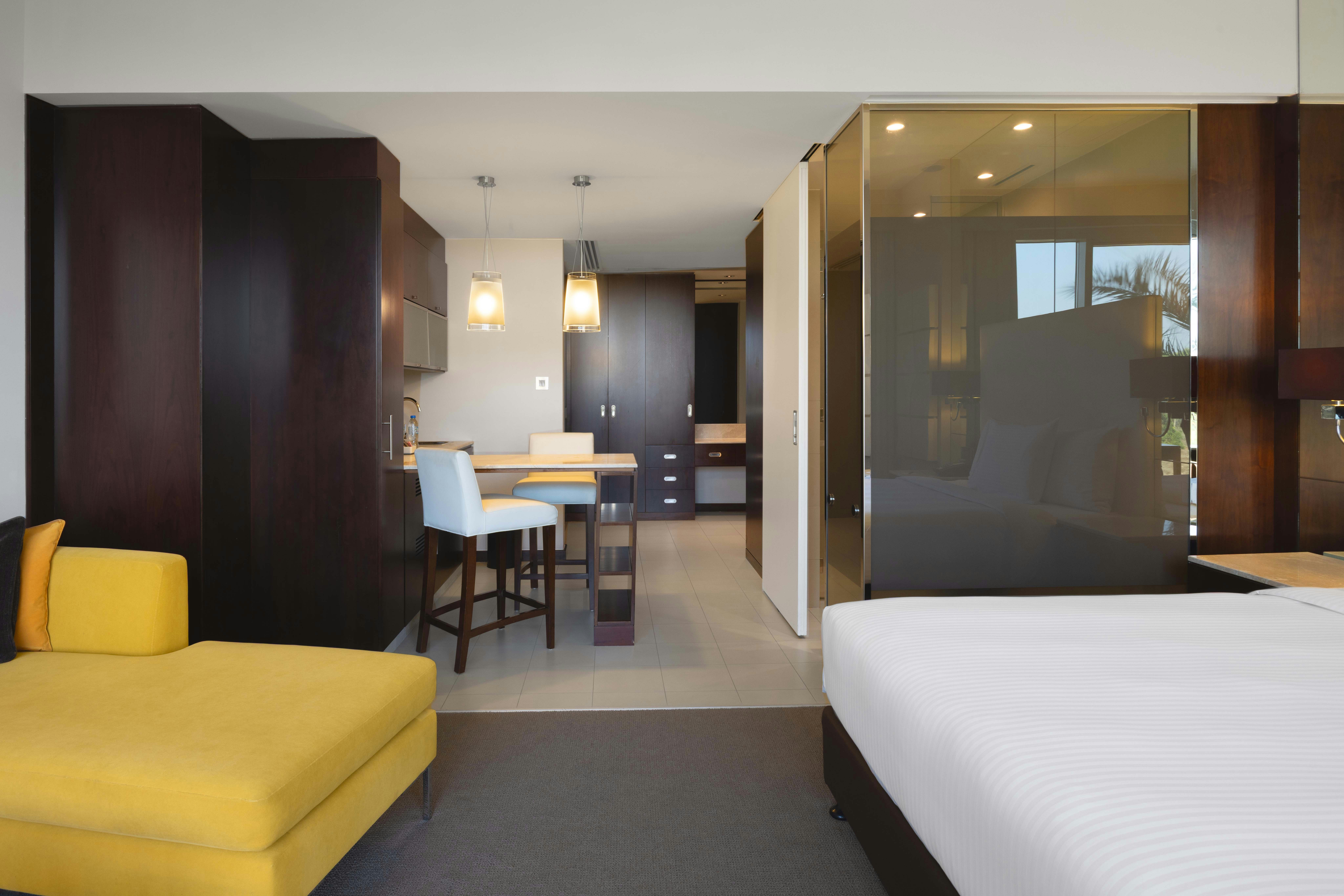 استوديو بمطبخ صغير، Centro Sharjah Rotana 2/3