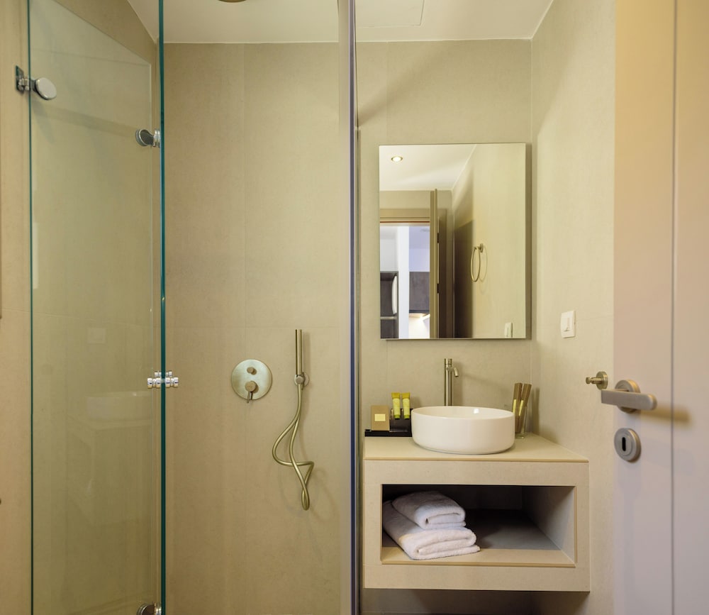 Kalestesia Suites 115/120