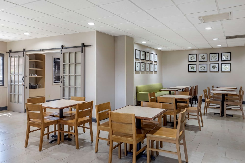 Country Inn and Suites By Radisson Atlanta Downtown 36/51