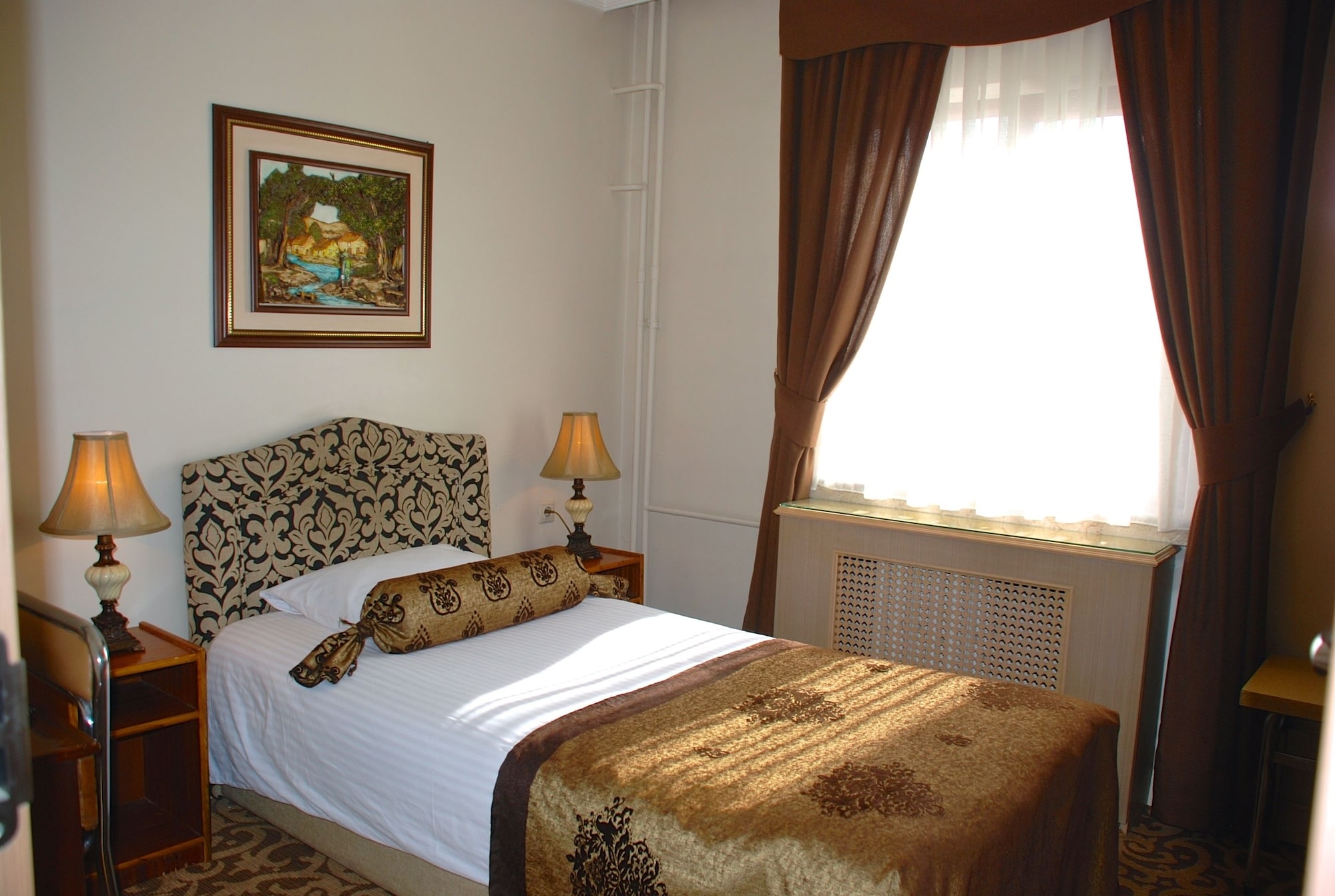 STANDARD, SINGLE, SINGLE BED, CITY VIEW