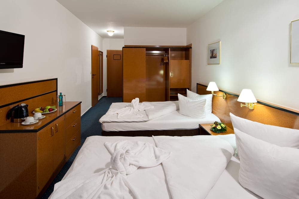 Aspire Frankfurt Airport, Trademark Collection by Wyndham 10/50