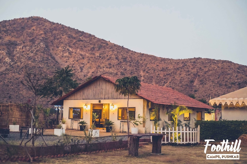 Foothill Pushkar Resort 2/50
