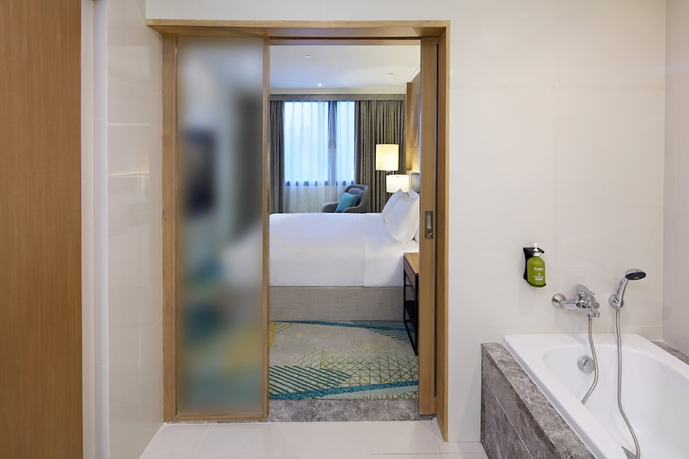 Holiday Inn CEBU CITY 61/69