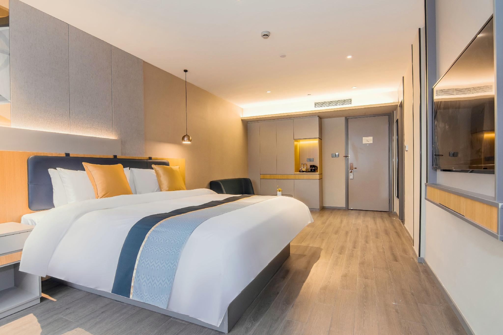 Home Inn Selected (Shanghai Expo Garden, Chengshan Road Metro Station) 23/44
