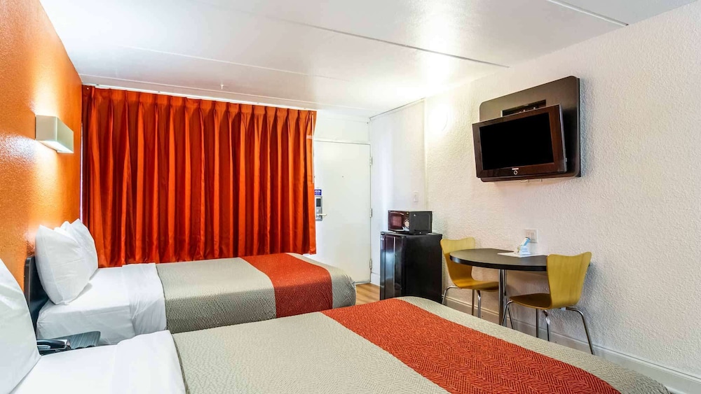 Motel6 Brunswick, GA 21/42