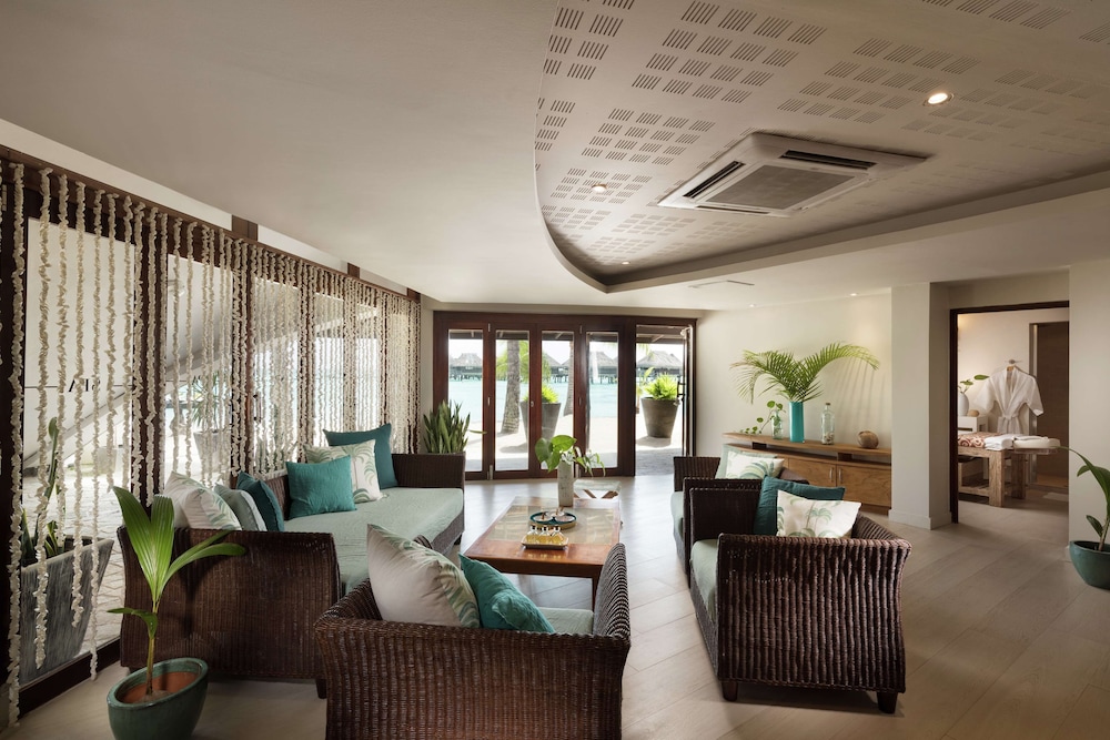 Hilton Moorea Lagoon Resort and Spa 52/81