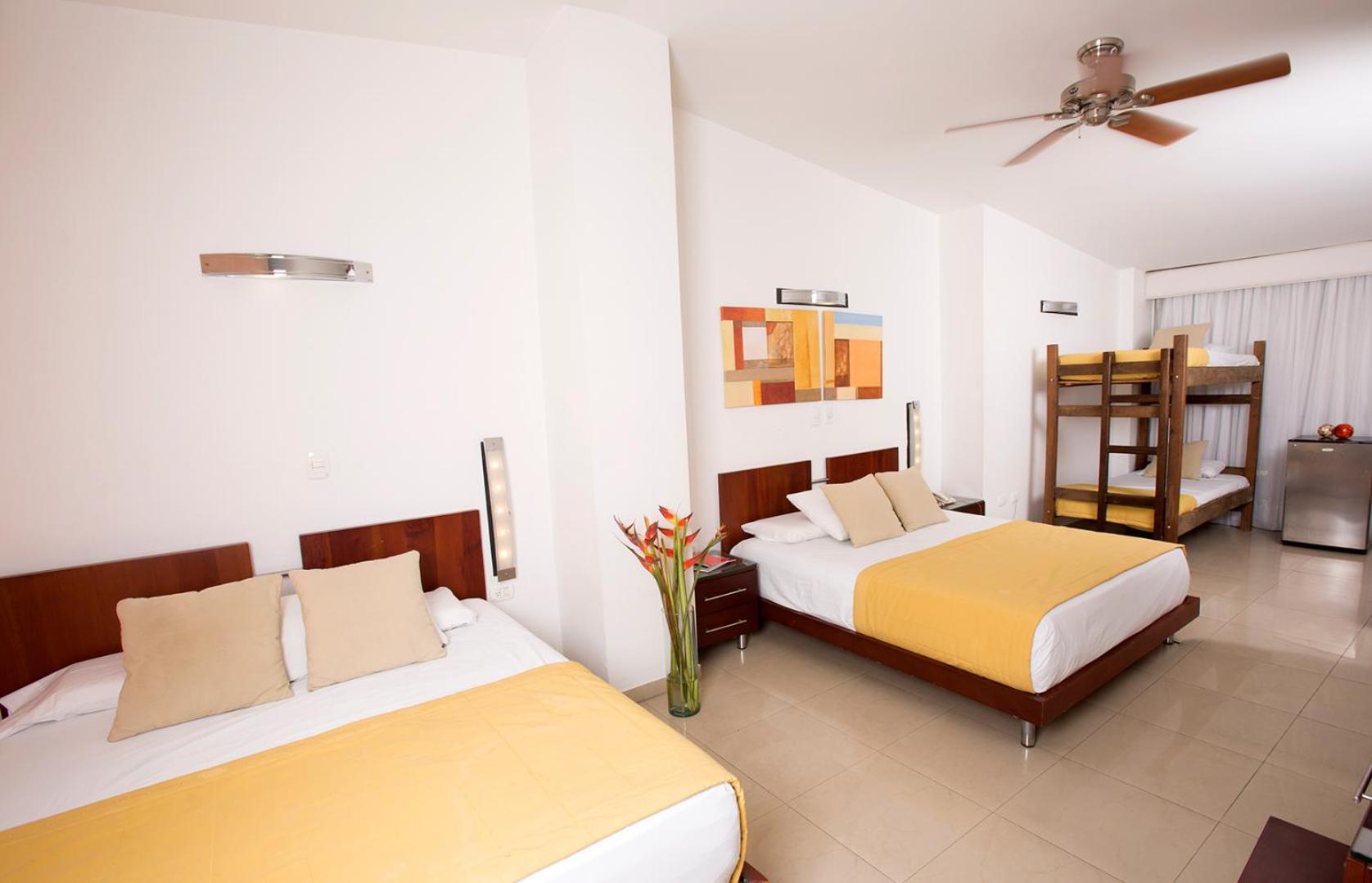 Atlantis Plaza Hotel 16/50