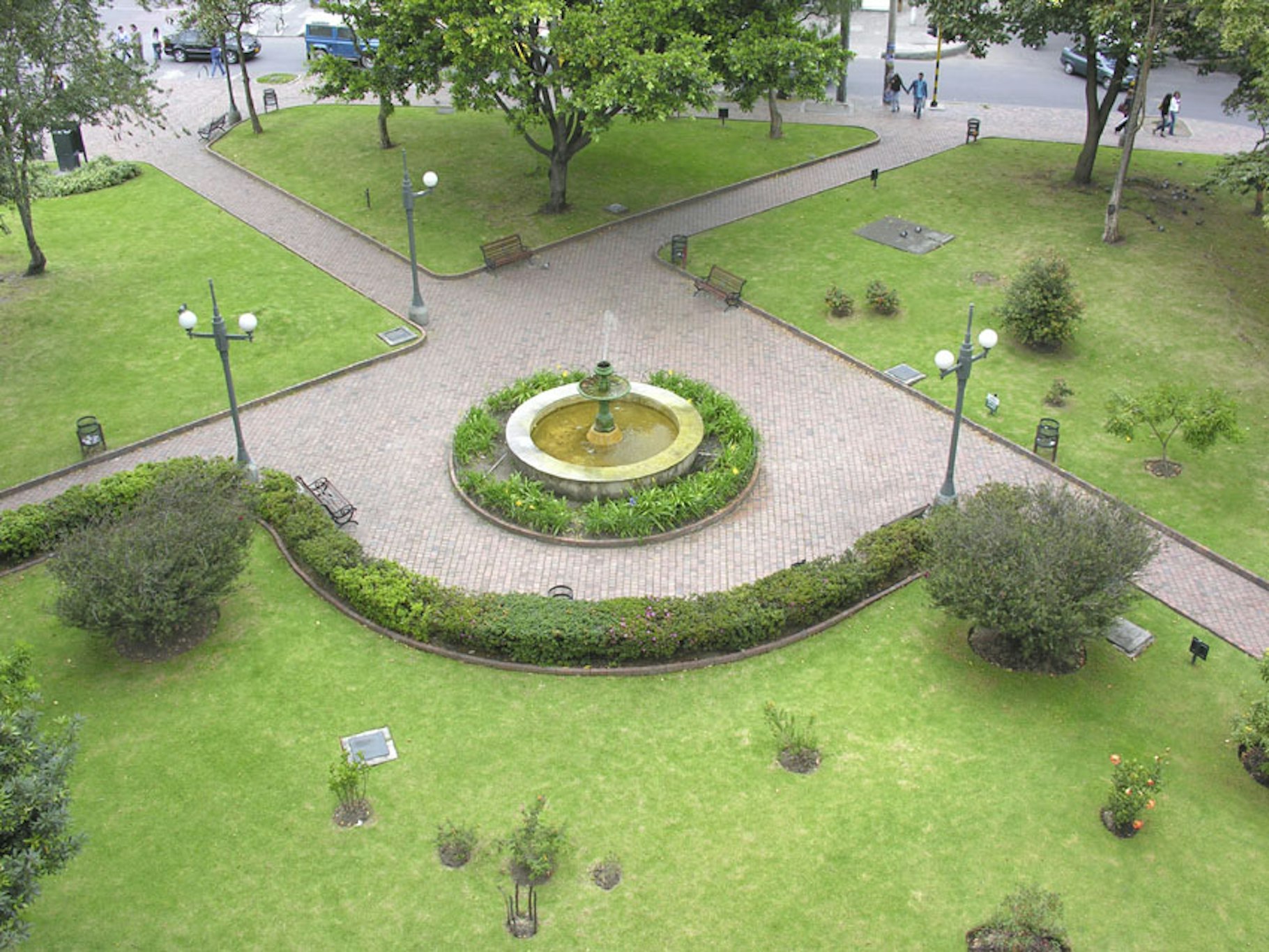 Morrison Zona Rosa 63/69