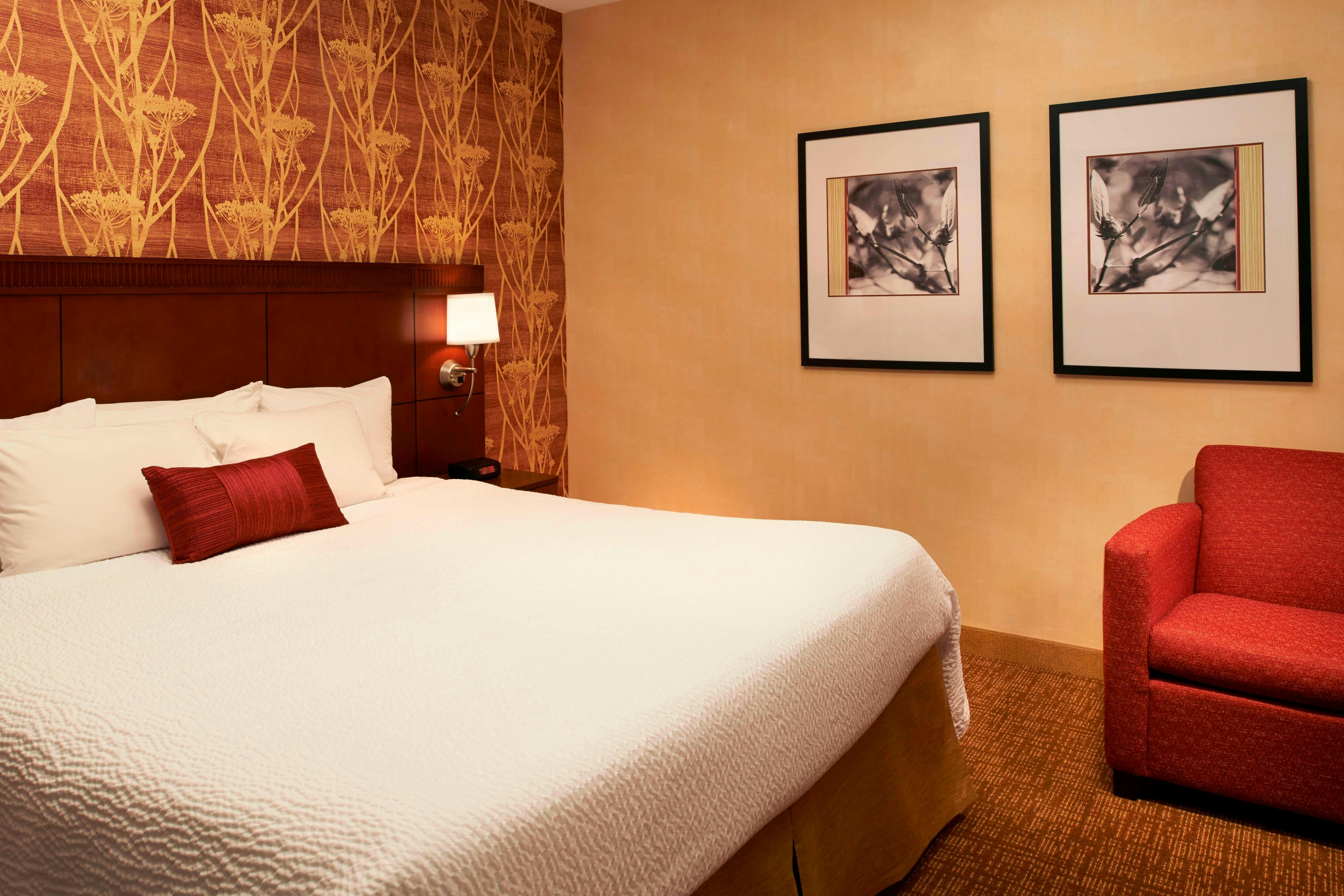 Courtyard by Marriott Dayton South 6/48