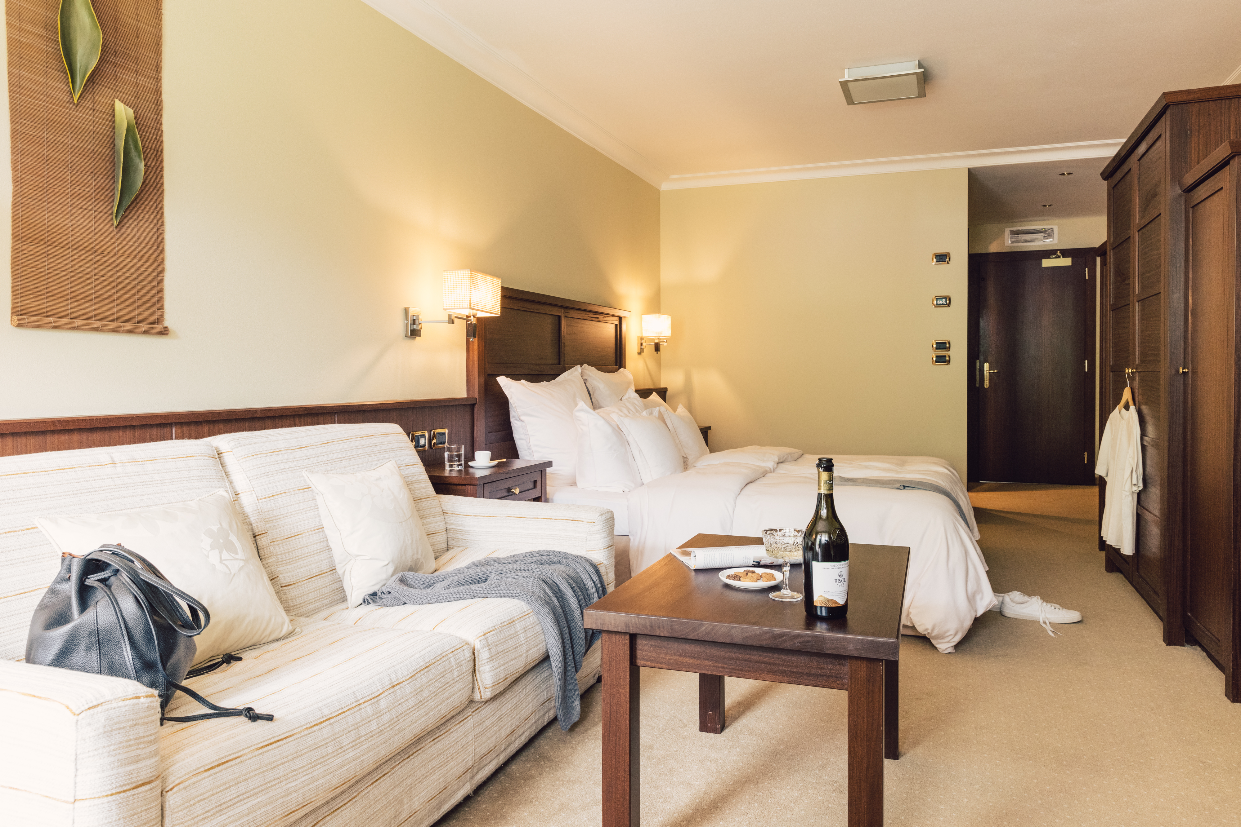 Room, Double Bed