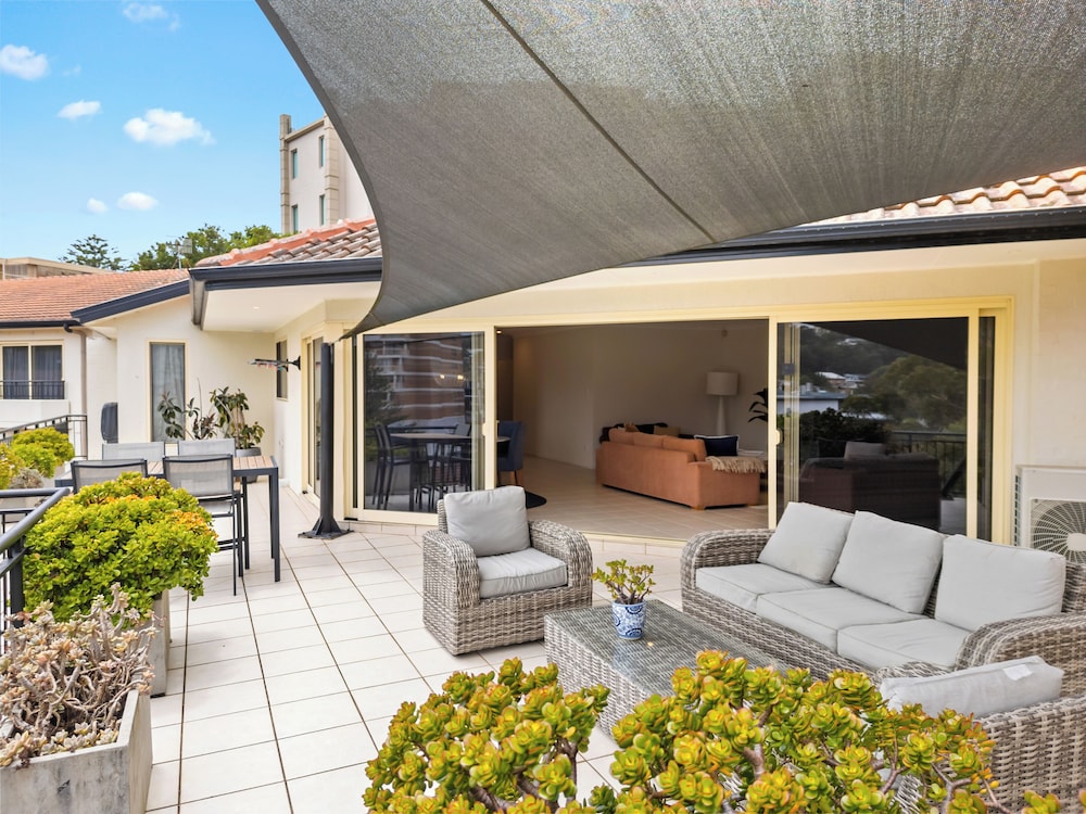 Terrigal Sails Serviced Apartments 60/63