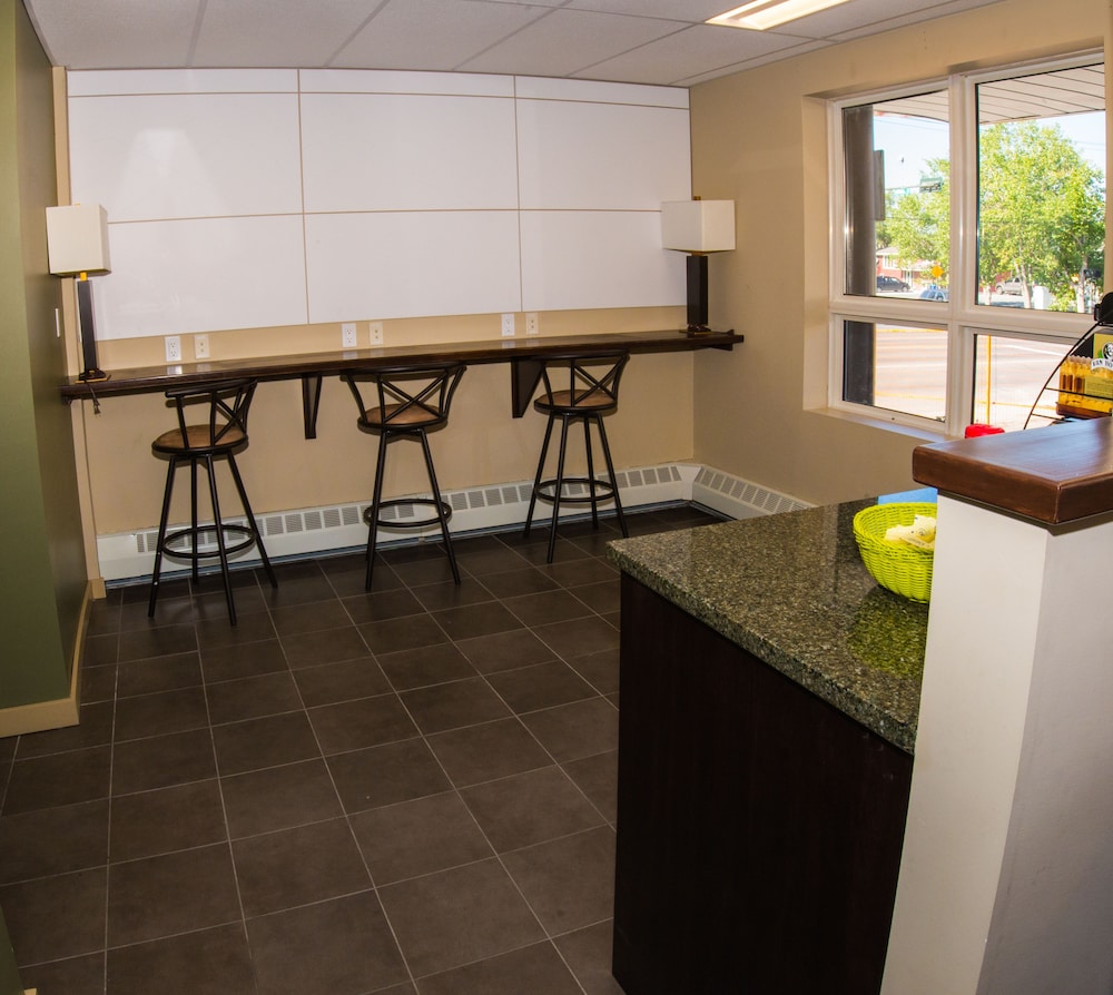 Capital Suites Yellowknife 4/44