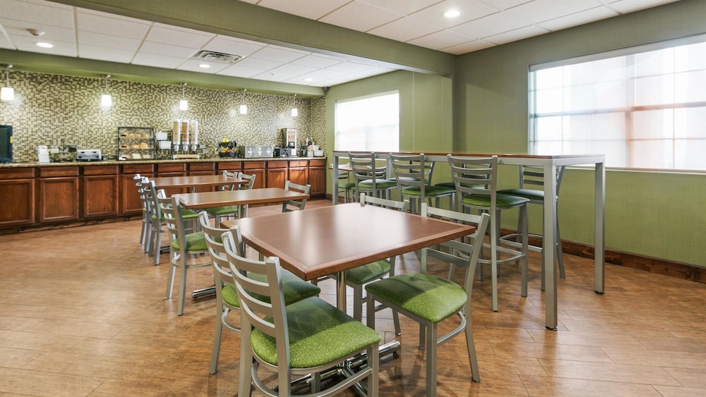 Best Western Temple Inn & Suites 26/31