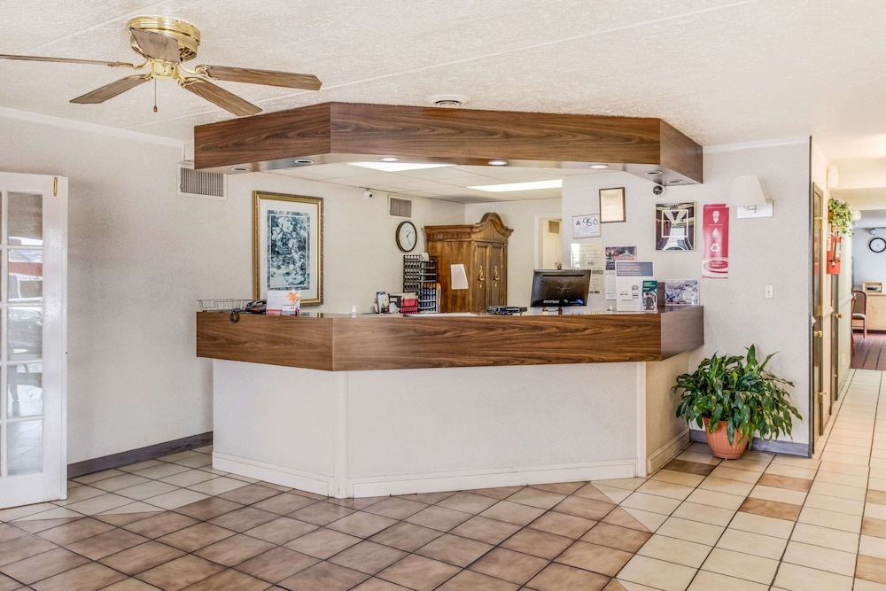 Econo Lodge Eden, NC 1/29
