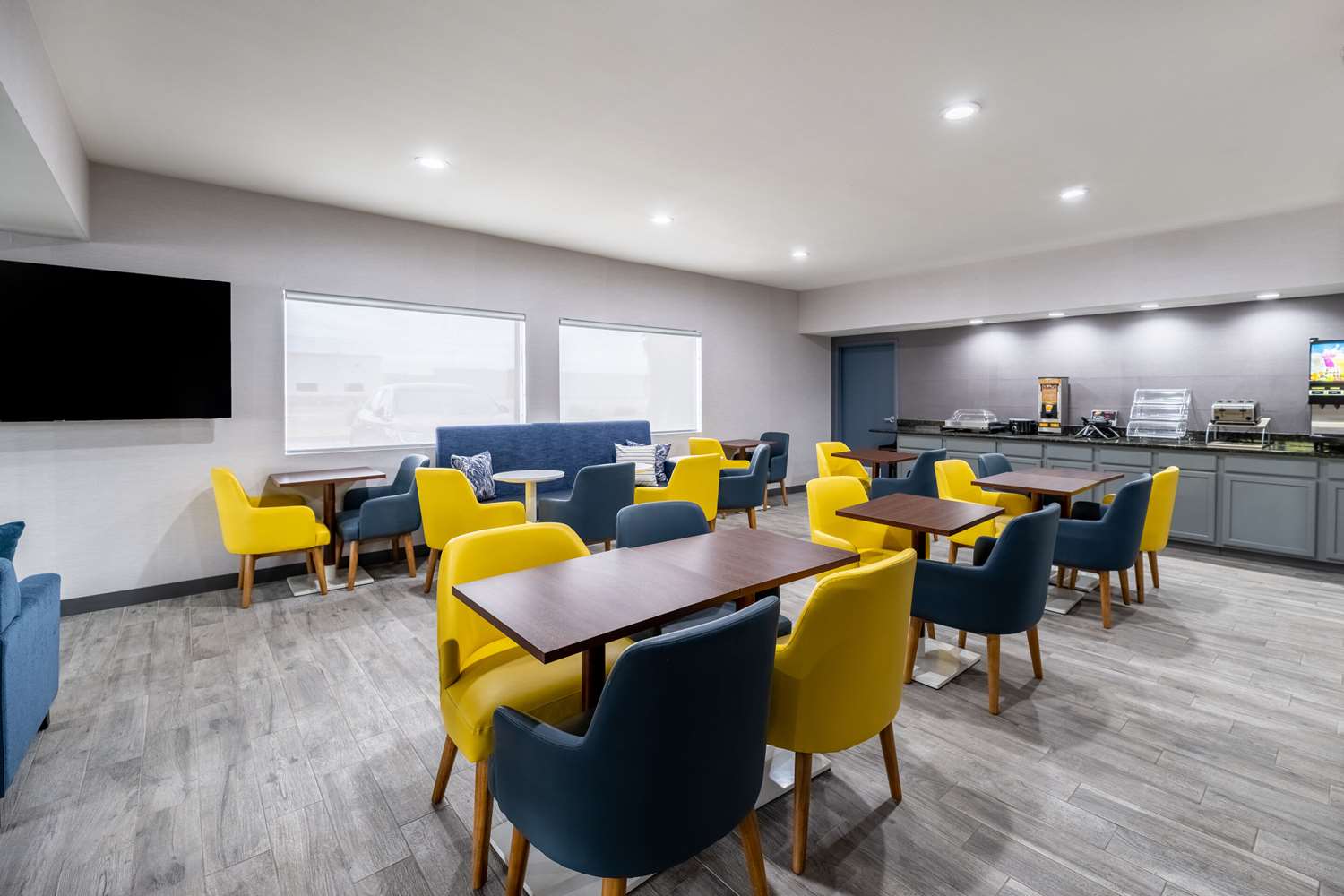 Quality Inn Suites Artesia 21/27