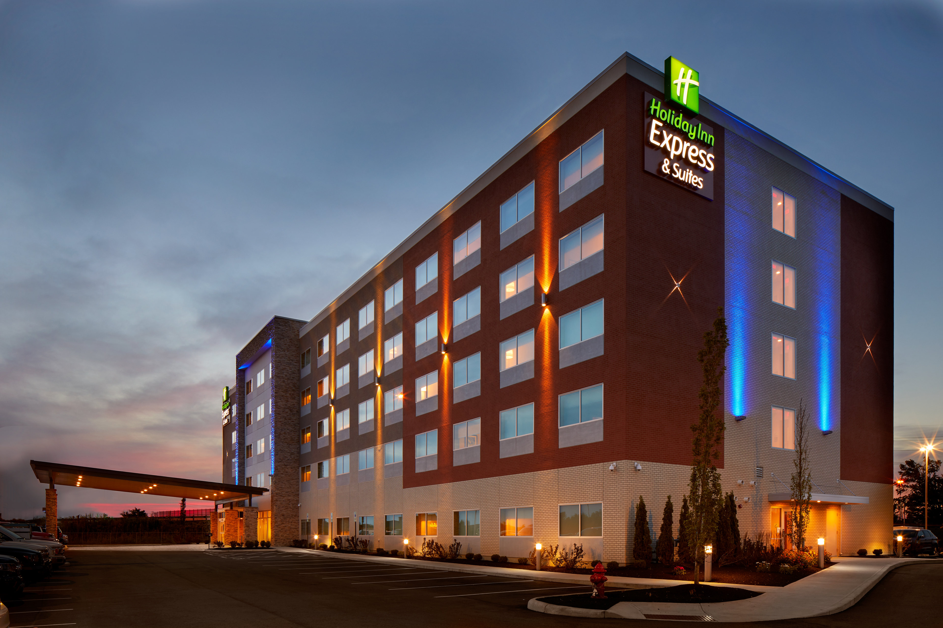 Holiday Inn Express Suites Cincinnati North Liberty Way 2/39