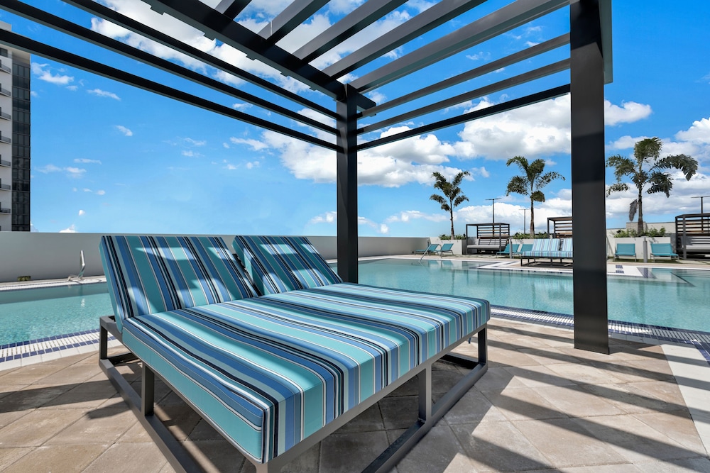 Provident Grand Luxury Short Term Residences 17/50