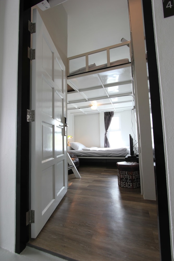 Diff Hostel 41/72