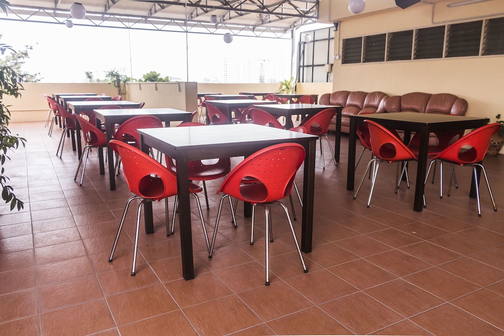 Ag Hotel Penang 36/48