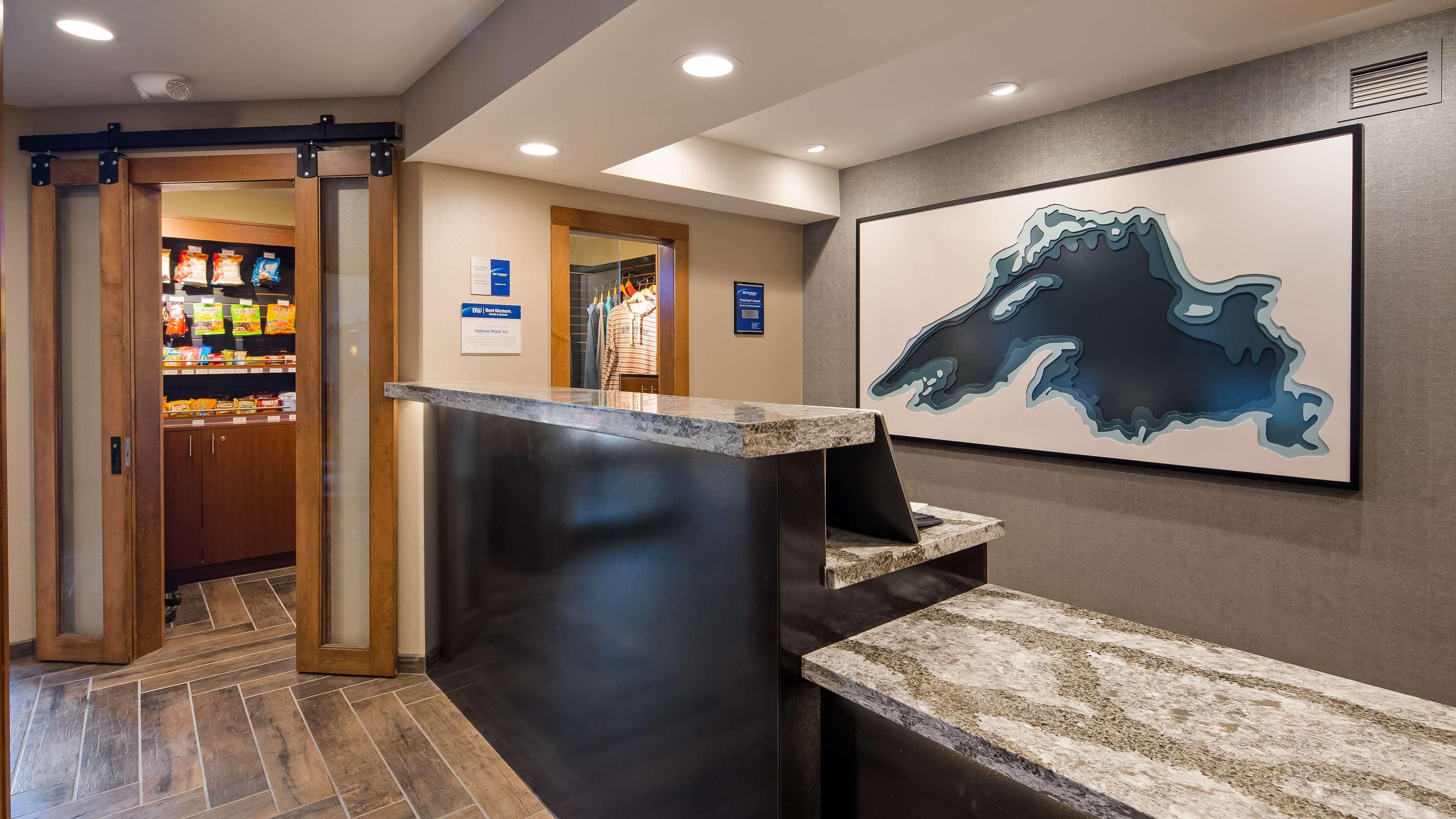 Best Western Plus Superior Inn detail