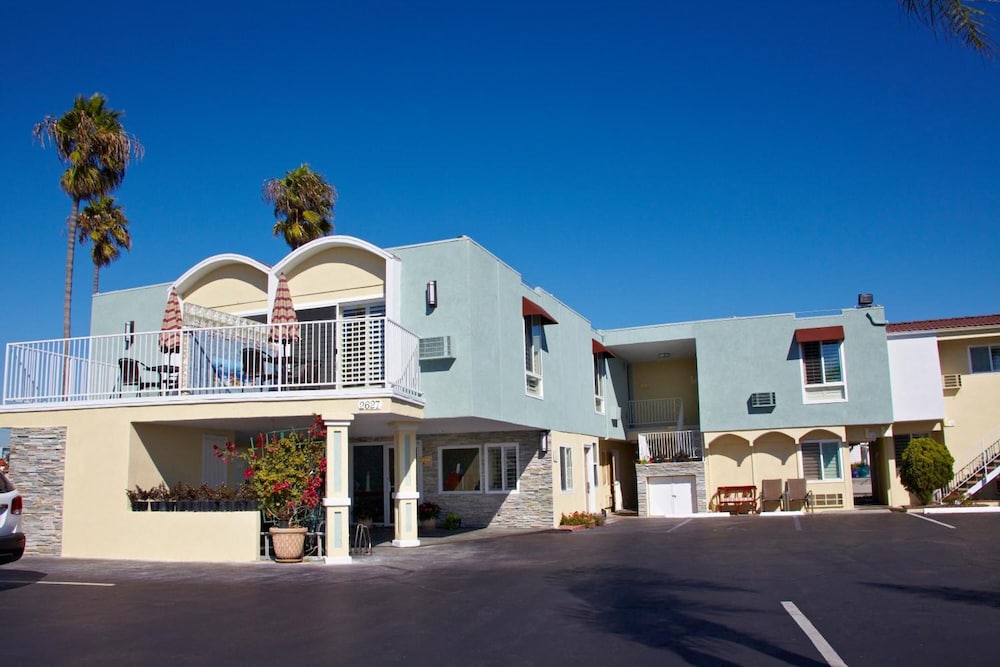 Little Inn By The Bay Newport Beach 5/45